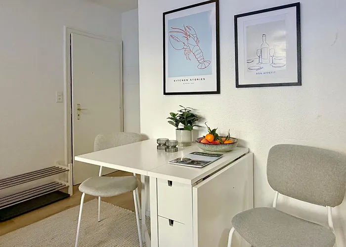 דירה One Bedroom 5 Min From The Lift *